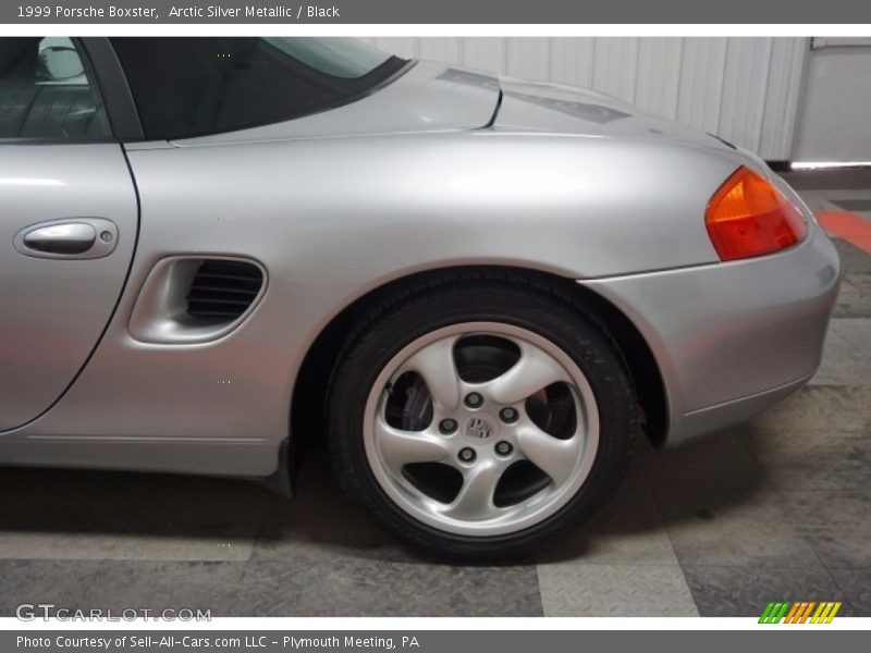Arctic Silver Metallic / Black 1999 Porsche Boxster