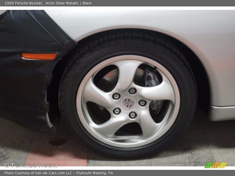 Arctic Silver Metallic / Black 1999 Porsche Boxster