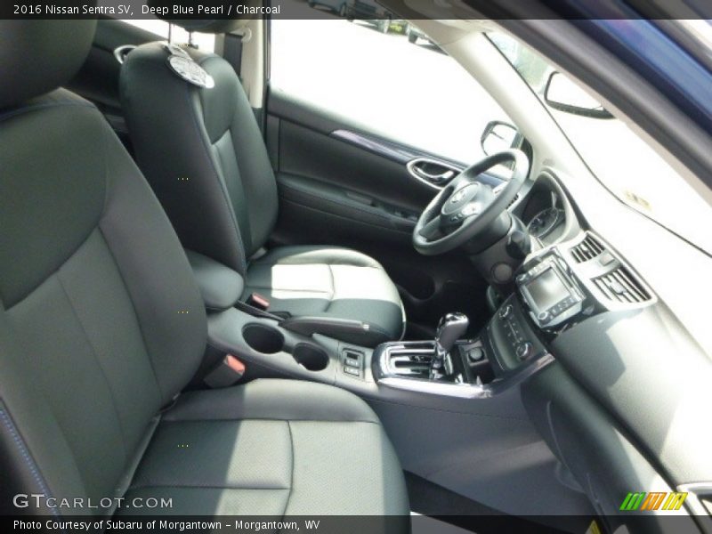 Deep Blue Pearl / Charcoal 2016 Nissan Sentra SV