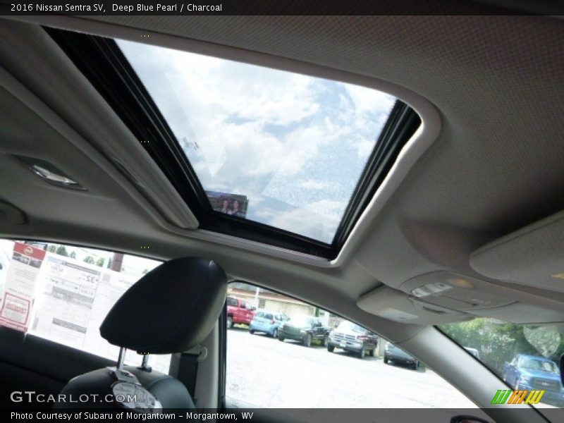Deep Blue Pearl / Charcoal 2016 Nissan Sentra SV