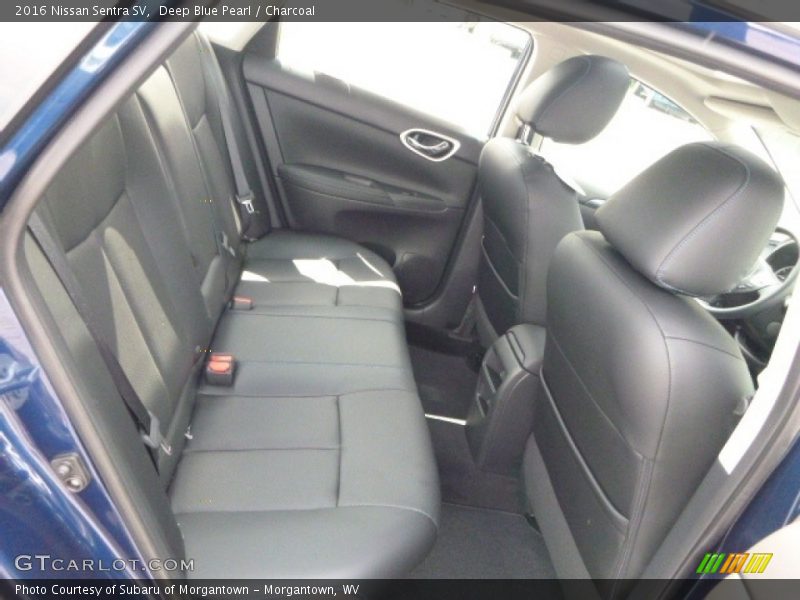 Deep Blue Pearl / Charcoal 2016 Nissan Sentra SV