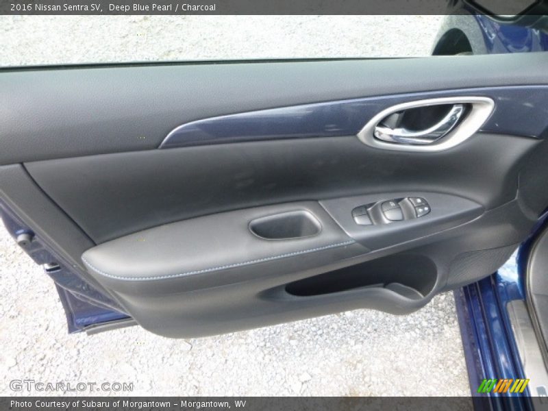 Deep Blue Pearl / Charcoal 2016 Nissan Sentra SV