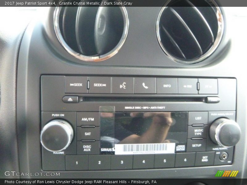 Granite Crystal Metallic / Dark Slate Gray 2017 Jeep Patriot Sport 4x4