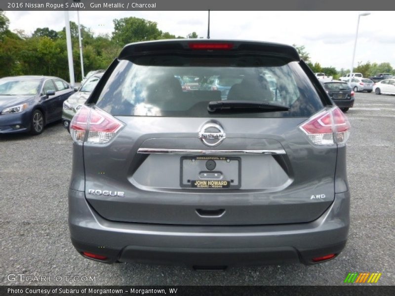 Gun Metallic / Charcoal 2016 Nissan Rogue S AWD