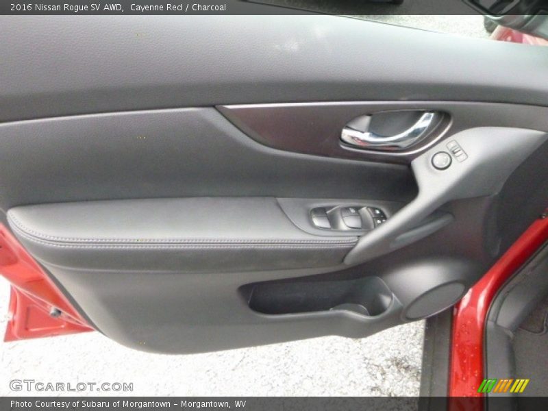 Cayenne Red / Charcoal 2016 Nissan Rogue SV AWD