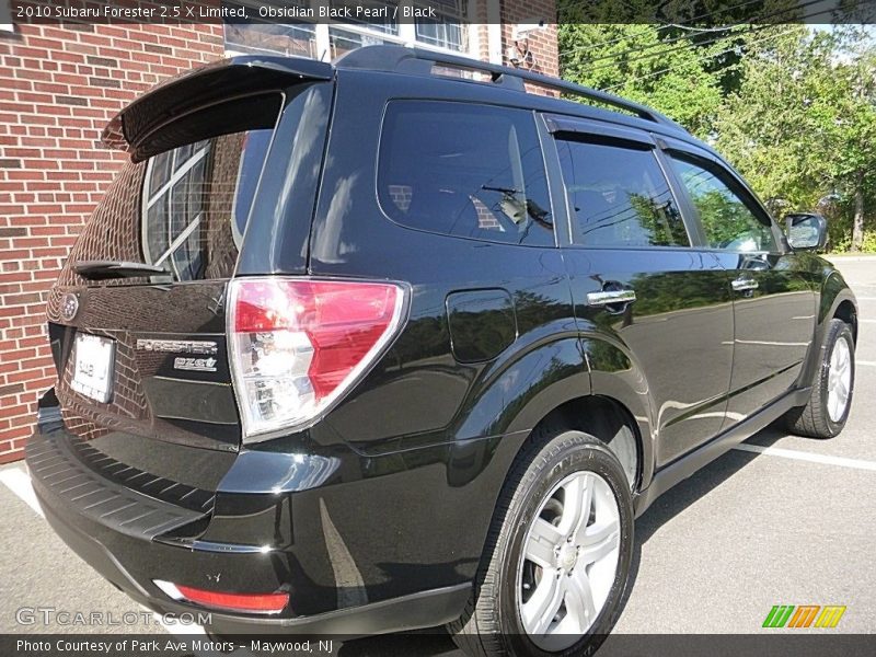 Obsidian Black Pearl / Black 2010 Subaru Forester 2.5 X Limited