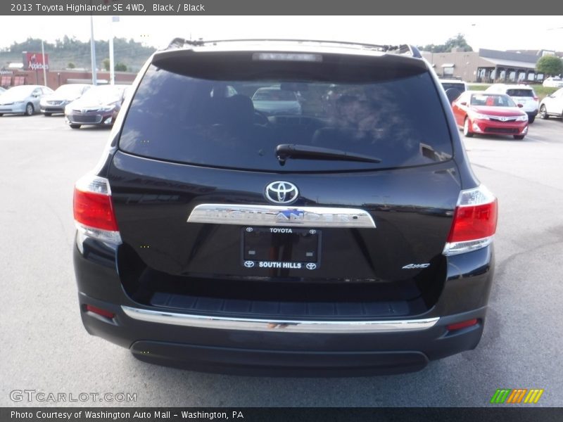 Black / Black 2013 Toyota Highlander SE 4WD