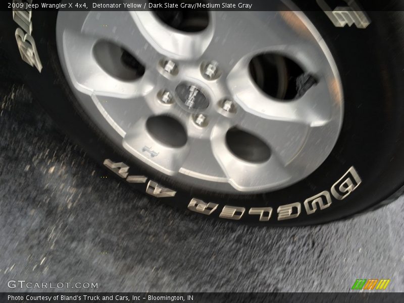Detonator Yellow / Dark Slate Gray/Medium Slate Gray 2009 Jeep Wrangler X 4x4