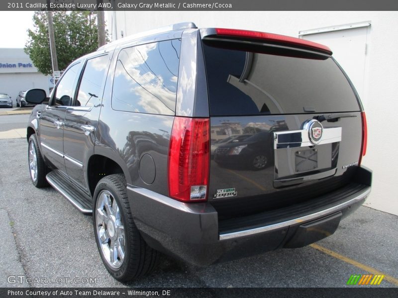 Galaxy Gray Metallic / Cashmere/Cocoa 2011 Cadillac Escalade Luxury AWD