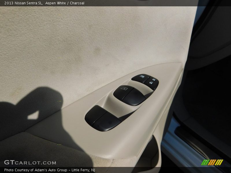 Aspen White / Charcoal 2013 Nissan Sentra SL