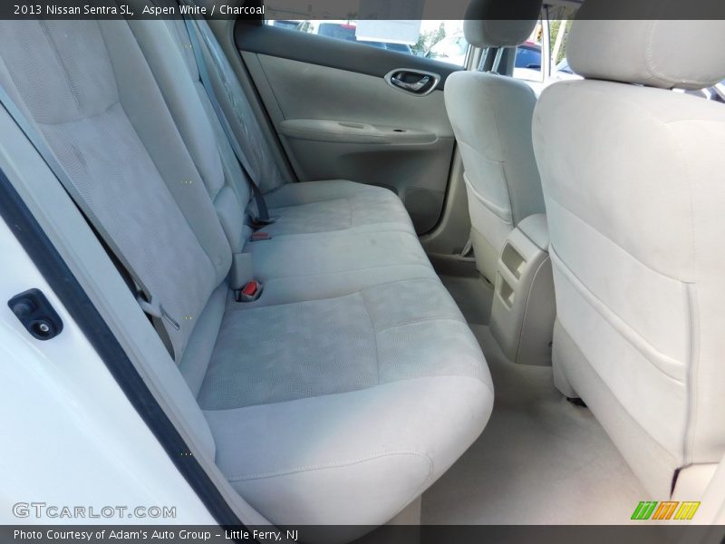 Aspen White / Charcoal 2013 Nissan Sentra SL