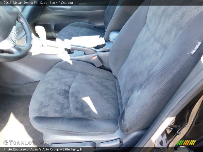 Super Black / Charcoal 2013 Nissan Sentra SV