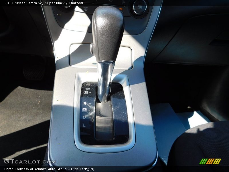 Super Black / Charcoal 2013 Nissan Sentra SV