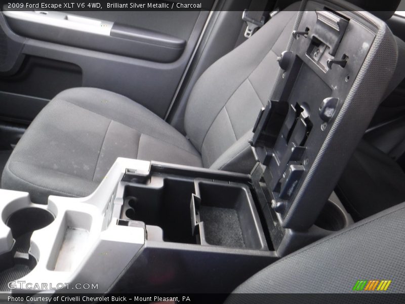 Brilliant Silver Metallic / Charcoal 2009 Ford Escape XLT V6 4WD