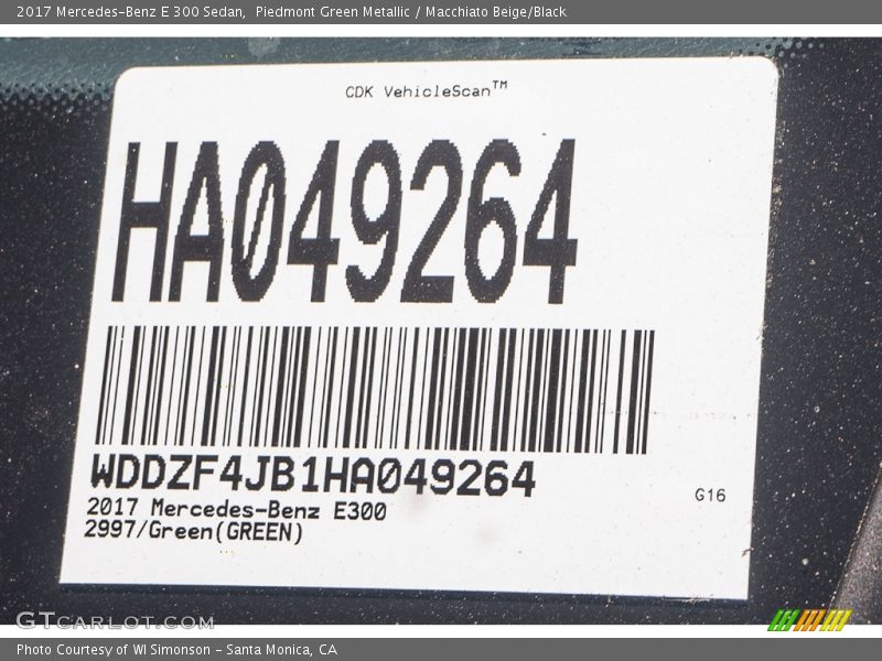 Piedmont Green Metallic / Macchiato Beige/Black 2017 Mercedes-Benz E 300 Sedan