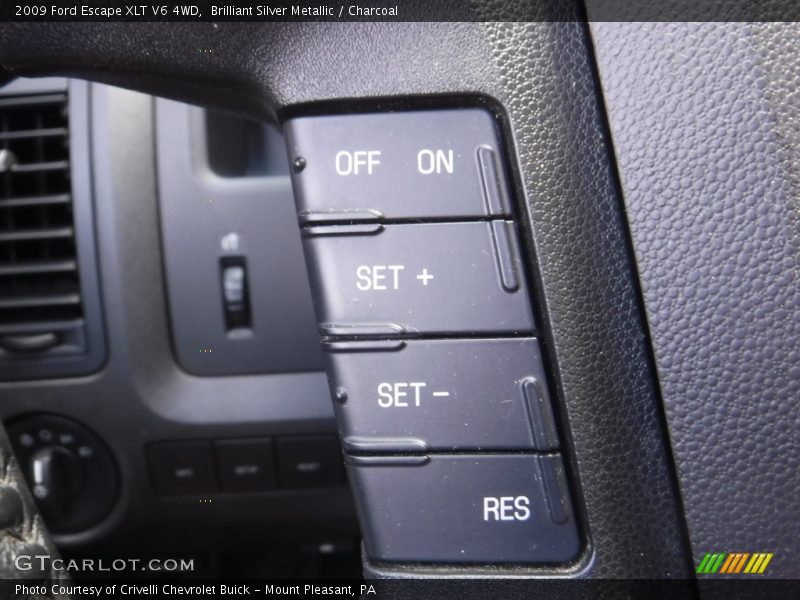 Brilliant Silver Metallic / Charcoal 2009 Ford Escape XLT V6 4WD