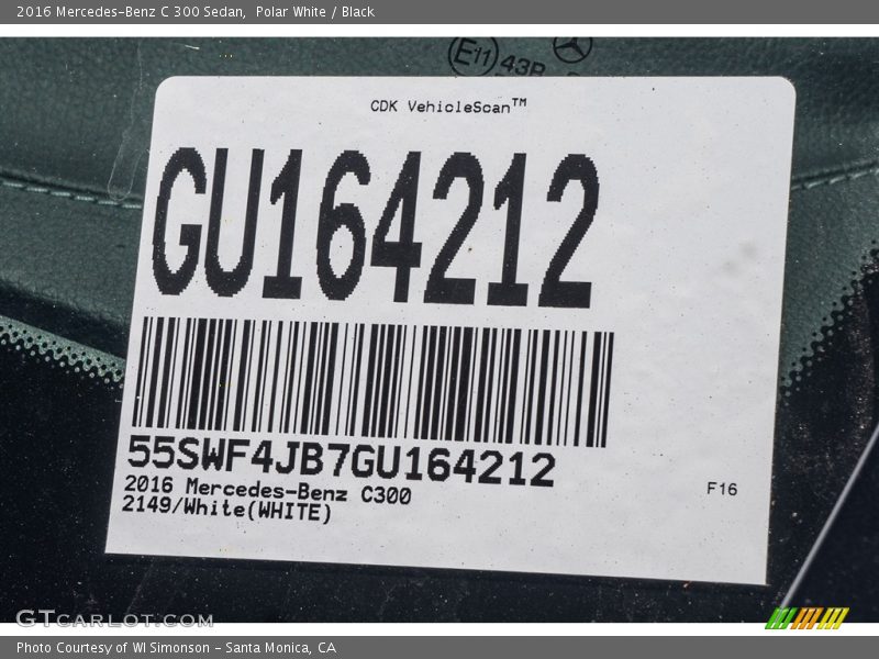 Polar White / Black 2016 Mercedes-Benz C 300 Sedan