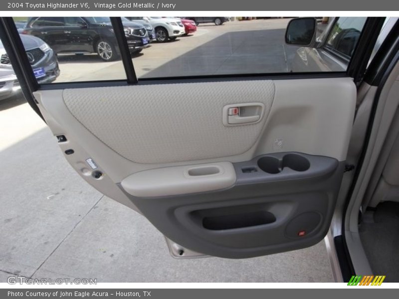 Vintage Gold Metallic / Ivory 2004 Toyota Highlander V6