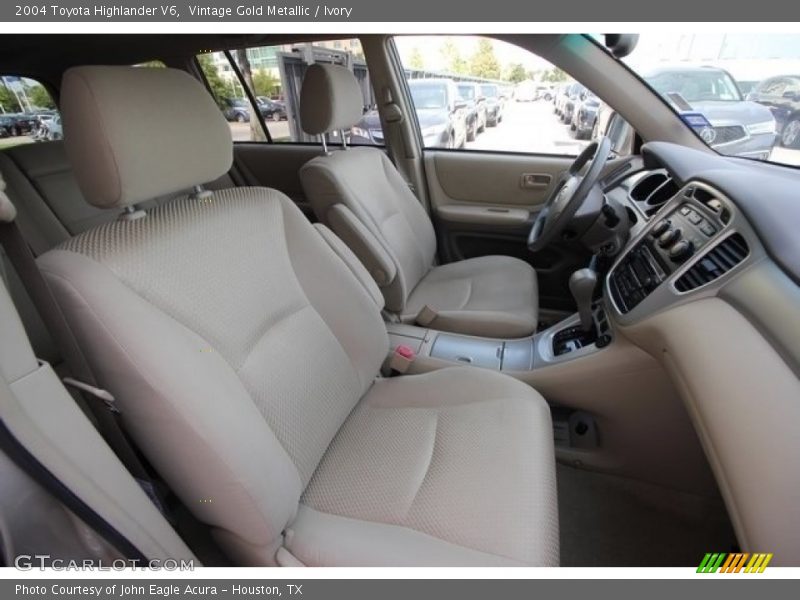 Vintage Gold Metallic / Ivory 2004 Toyota Highlander V6