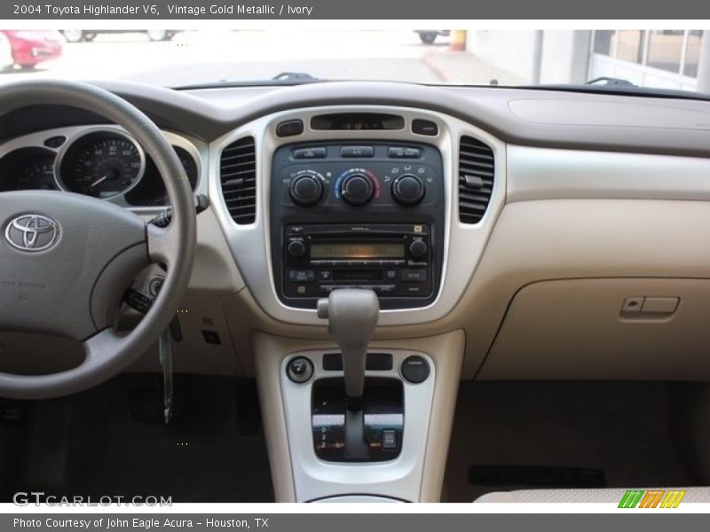 Vintage Gold Metallic / Ivory 2004 Toyota Highlander V6