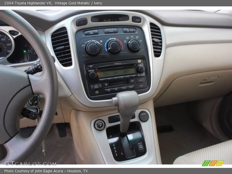 Vintage Gold Metallic / Ivory 2004 Toyota Highlander V6