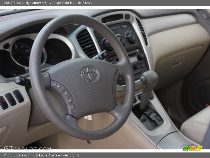 Vintage Gold Metallic / Ivory 2004 Toyota Highlander V6