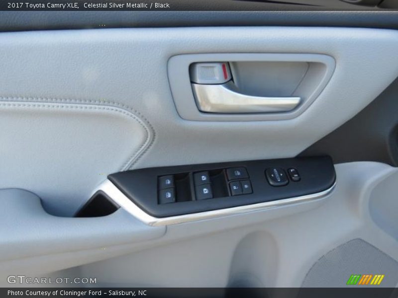Controls of 2017 Camry XLE