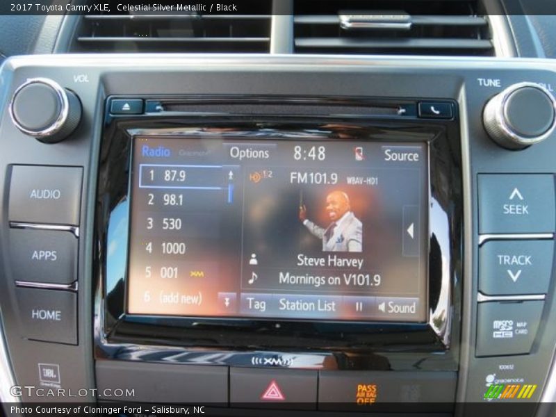 Controls of 2017 Camry XLE