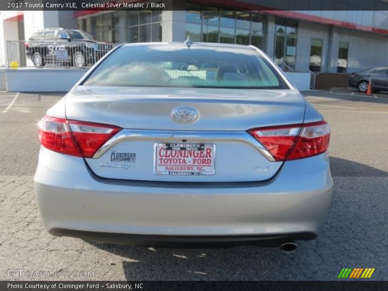 Celestial Silver Metallic / Black 2017 Toyota Camry XLE