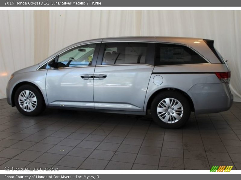 Lunar Silver Metallic / Truffle 2016 Honda Odyssey LX
