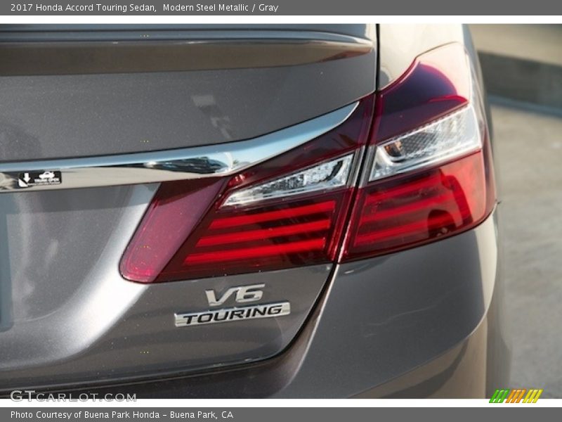 Modern Steel Metallic / Gray 2017 Honda Accord Touring Sedan