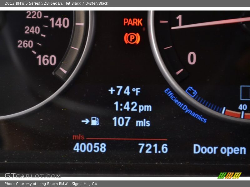 Jet Black / Oyster/Black 2013 BMW 5 Series 528i Sedan