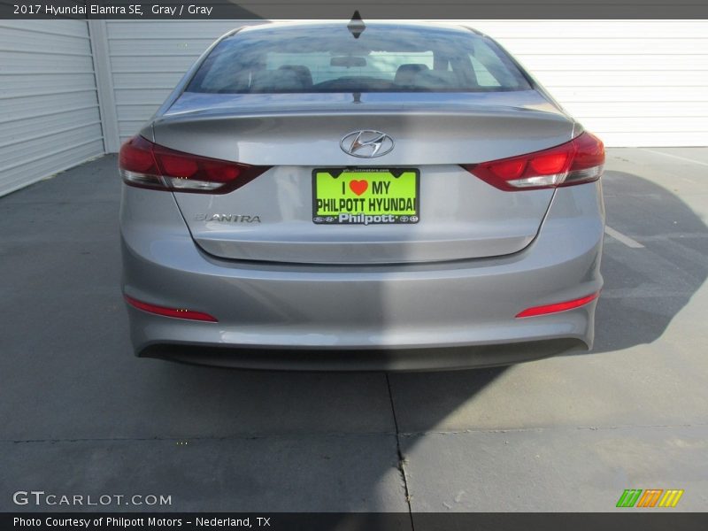 Gray / Gray 2017 Hyundai Elantra SE