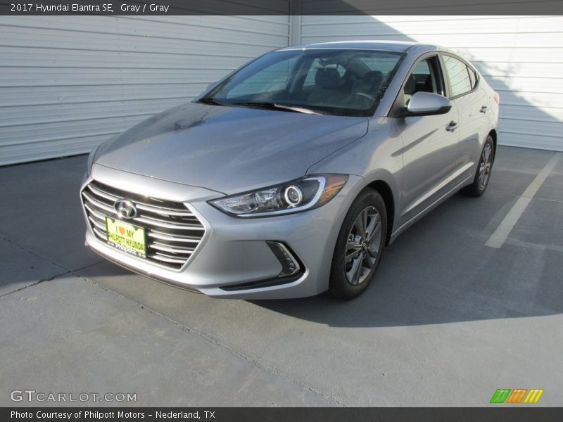 Gray / Gray 2017 Hyundai Elantra SE