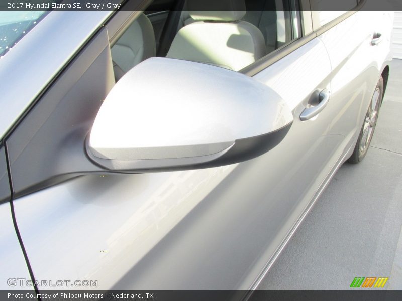 Gray / Gray 2017 Hyundai Elantra SE