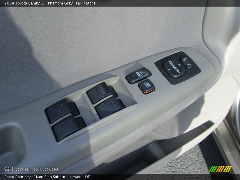 Phantom Gray Pearl / Stone 2004 Toyota Camry LE