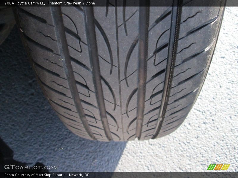 Phantom Gray Pearl / Stone 2004 Toyota Camry LE