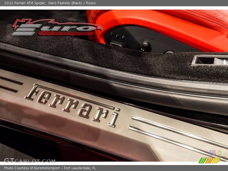 Nero Pastello (Black) / Rosso 2013 Ferrari 458 Spider