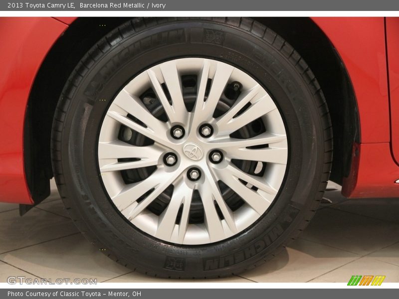 Barcelona Red Metallic / Ivory 2013 Toyota Camry LE