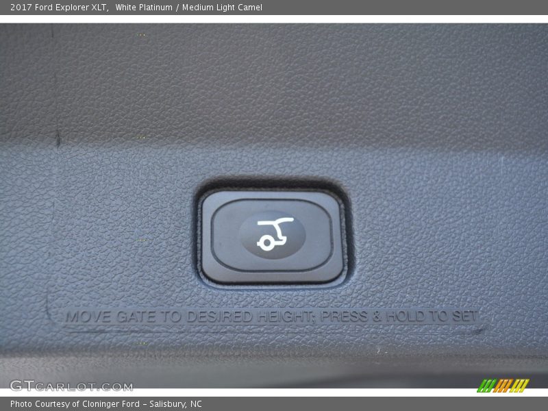 White Platinum / Medium Light Camel 2017 Ford Explorer XLT