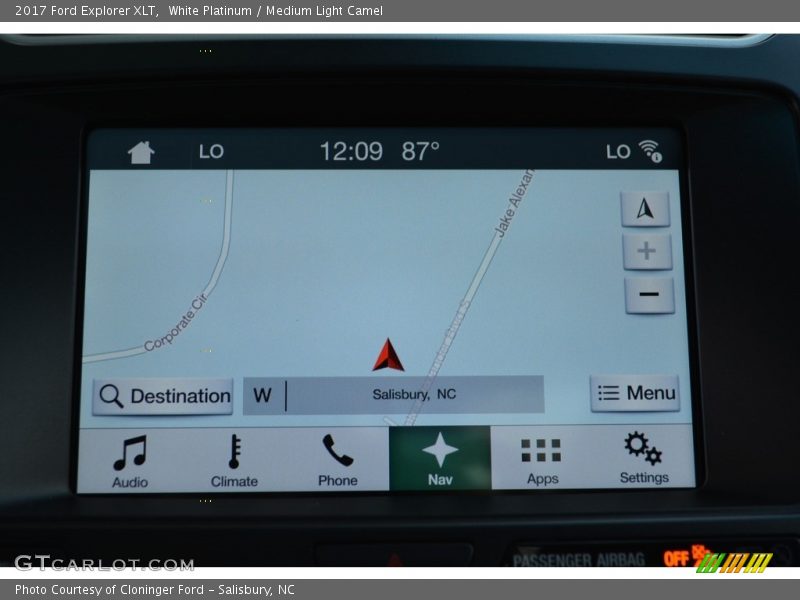 White Platinum / Medium Light Camel 2017 Ford Explorer XLT