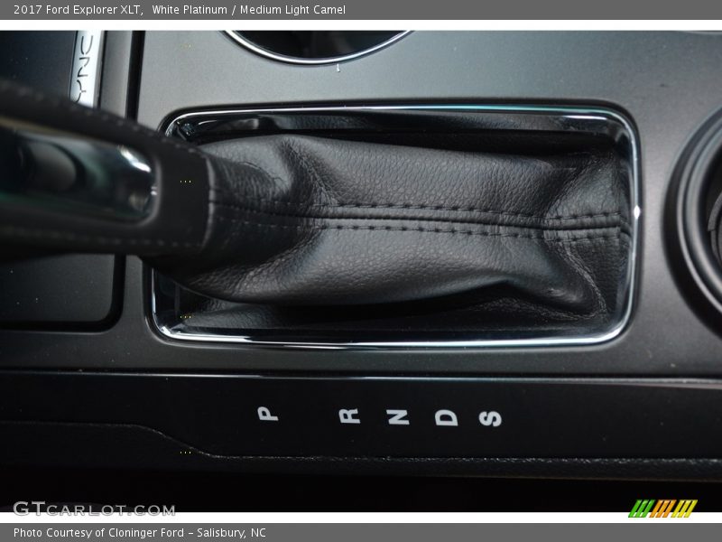 White Platinum / Medium Light Camel 2017 Ford Explorer XLT