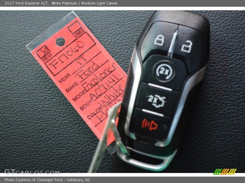 White Platinum / Medium Light Camel 2017 Ford Explorer XLT
