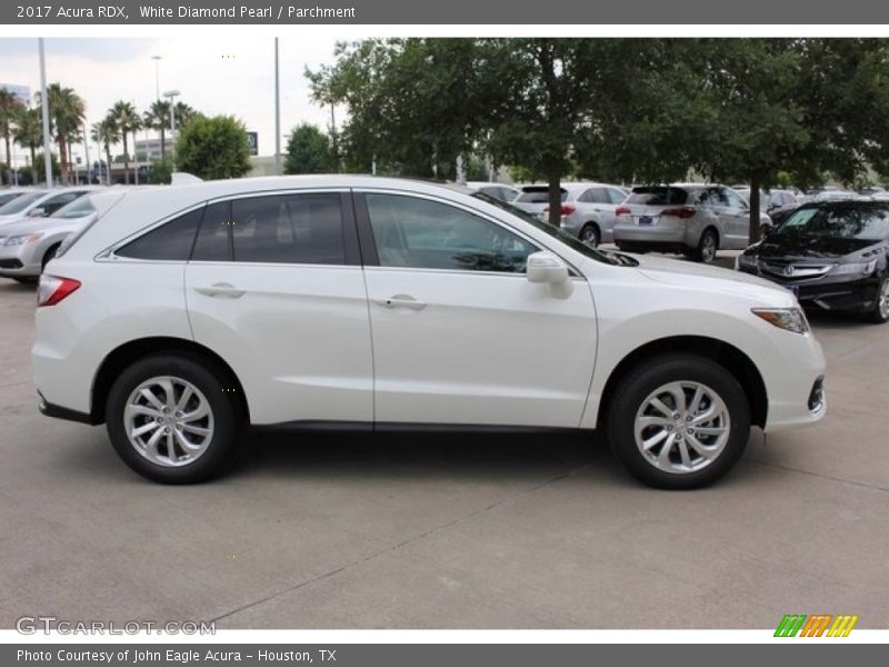 White Diamond Pearl / Parchment 2017 Acura RDX