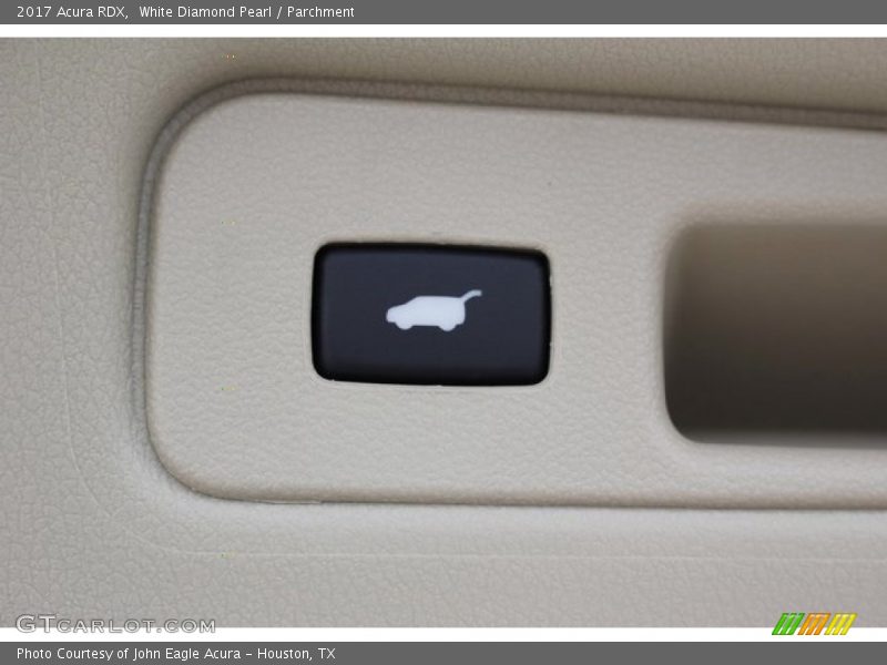 White Diamond Pearl / Parchment 2017 Acura RDX