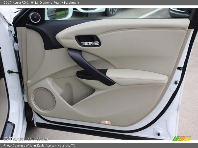 White Diamond Pearl / Parchment 2017 Acura RDX