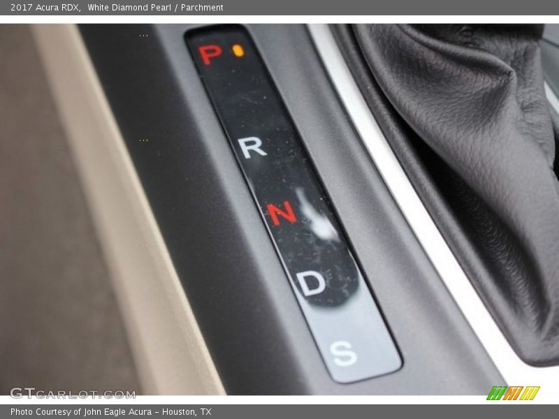 White Diamond Pearl / Parchment 2017 Acura RDX