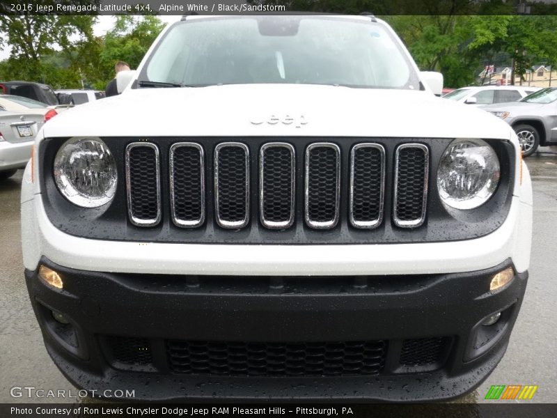 Alpine White / Black/Sandstorm 2016 Jeep Renegade Latitude 4x4
