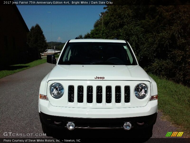 Bright White / Dark Slate Gray 2017 Jeep Patriot 75th Anniversary Edition 4x4
