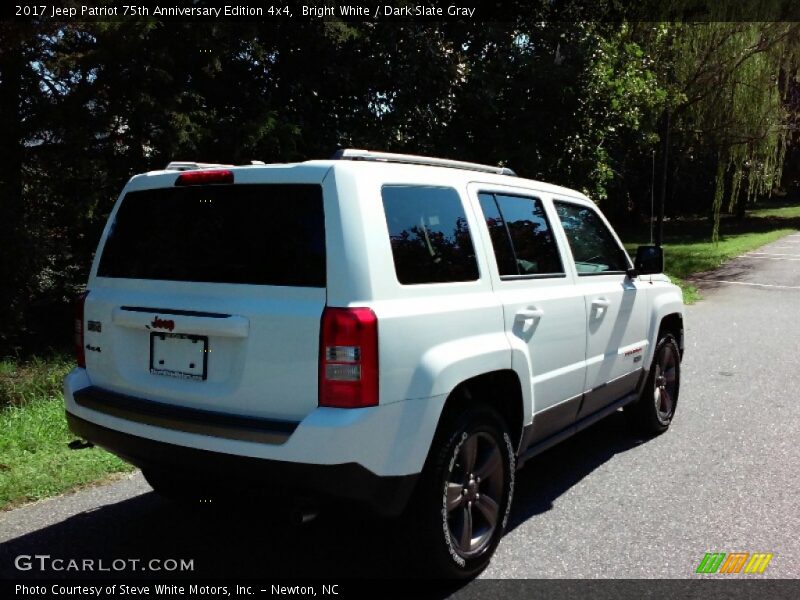 Bright White / Dark Slate Gray 2017 Jeep Patriot 75th Anniversary Edition 4x4